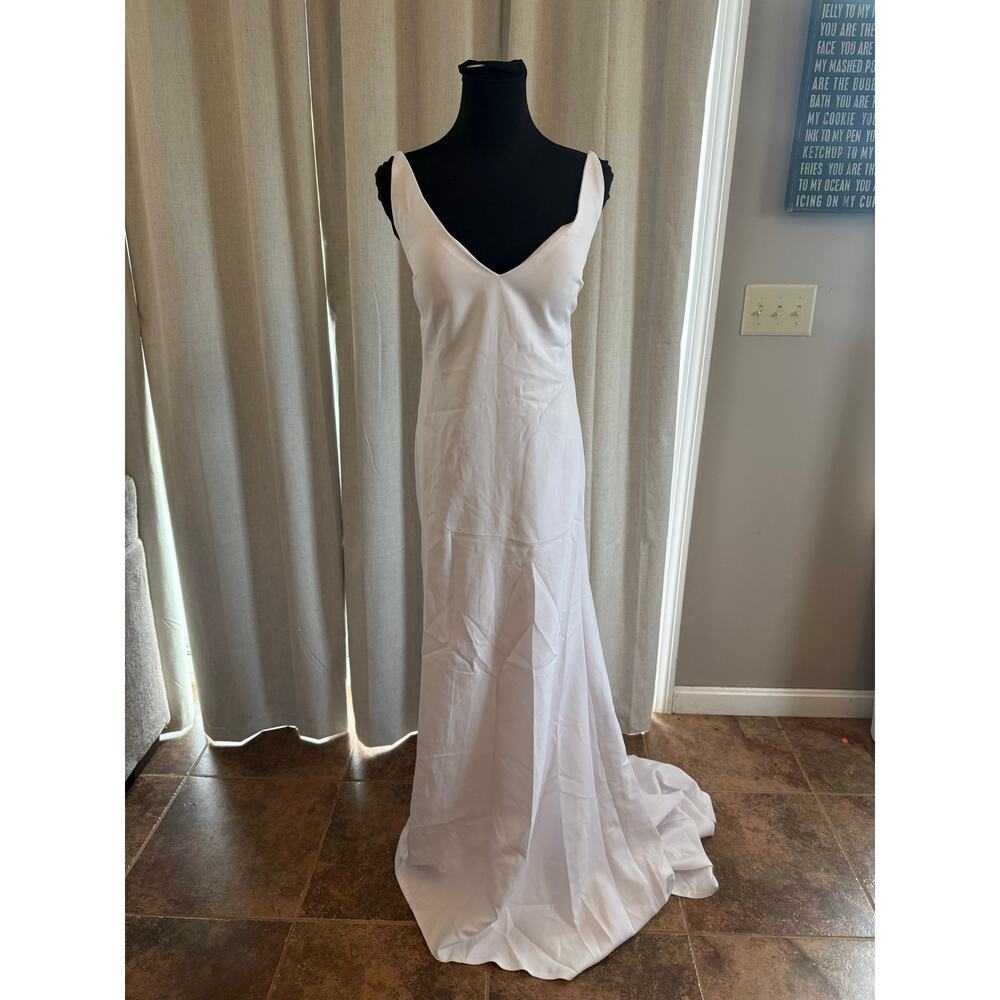 Simple Bridal Wedding Gown/Dress NWT
